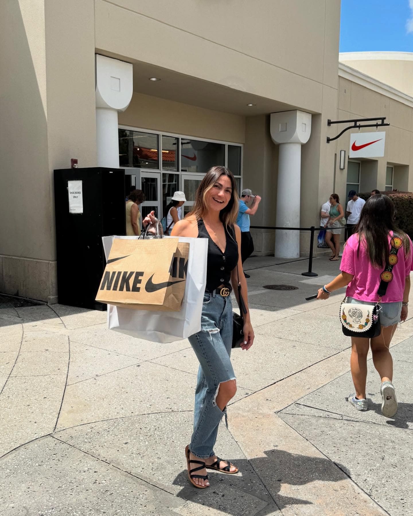 Ver da RedirectBox fazendo compras nos EUA